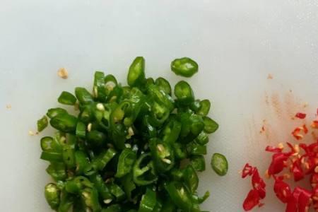 做青辣椒油需要洗吗