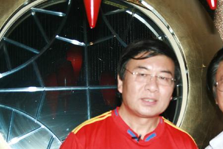 宋从木是央视播音员吗