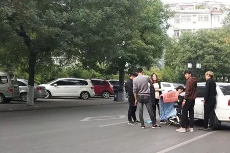 商场地库发生交通事故归谁处理
