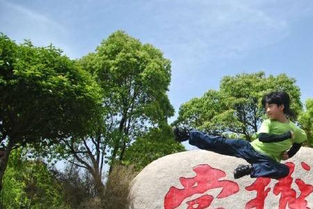 林秋楠和林钰珊是兄妹吗