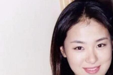 赵燕为什么改名沈傲君