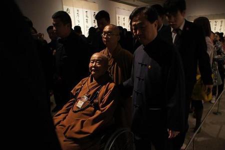 慷慨丈夫志，可以耀锋芒什么意思