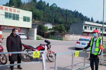 农村拦路不让通行合法吗