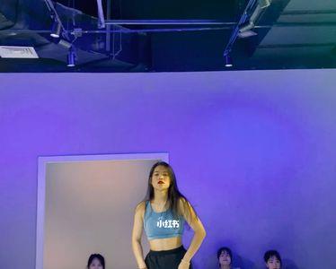 为什么跳舞的时候旁边人喊嘿