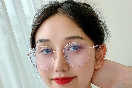 男孩送女孩眼镜什么意思