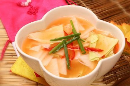 新做的泡菜水变浑浊正常吗