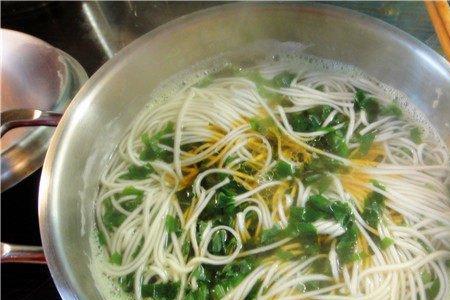 连汤面条的做法