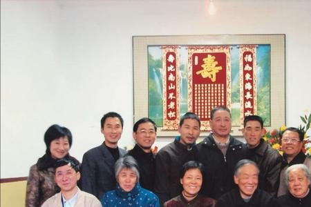 2004年3月8日到多少成年