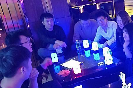 为什么我们把唱歌的地方叫KTV呢