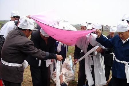 儿子死在父母前面怎么埋葬