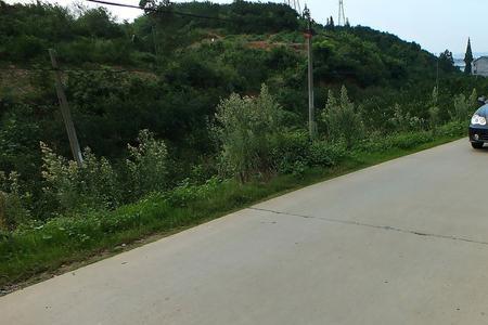 二级公路是柏油路还是水泥路