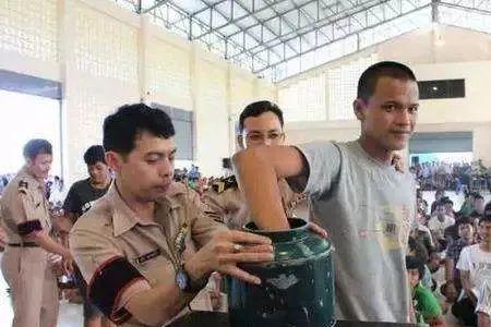 泰国服兵役2年后还要抽签兵役吗