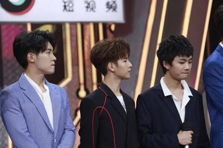 谁知道徐浩多高