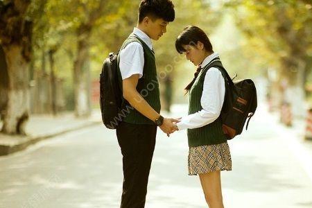 女生喜欢男生站哪一边