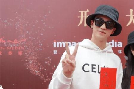 流光之城冯世真接受表白说的话