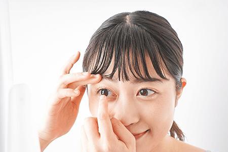 为什么拍毕业照不能戴隐形眼镜