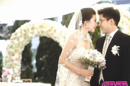 父子可以办同一场婚礼吗