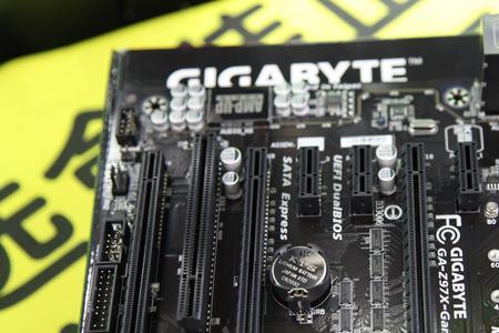 技嘉z97x-gaming7能上m2吗