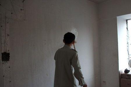 墙面白水泥铲不掉能刷防水吗