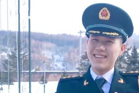 怎么跟兵哥哥男朋友说辛苦了