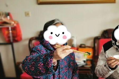 给别人送饭别人感谢你如何回复