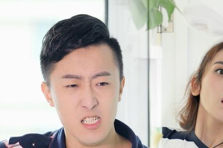 季小桃季疯子是什么小说里的