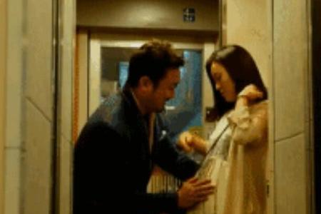 釜山行孕妇为什么笑