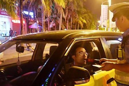 喝300ml啤酒多久不会酒驾