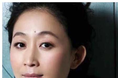 张铁林眉心痣叫什么