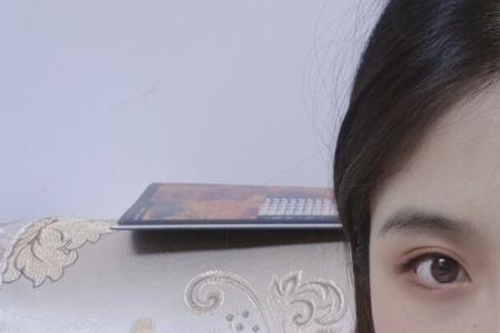 女生发面无表情是什么意思