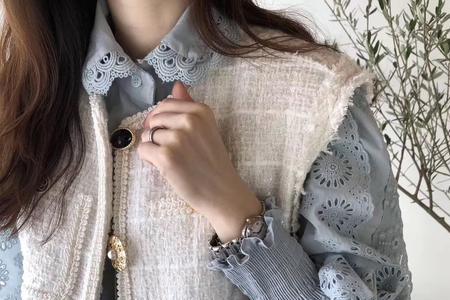 马甲都掉了是什么意思