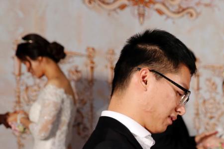 组团结婚意思