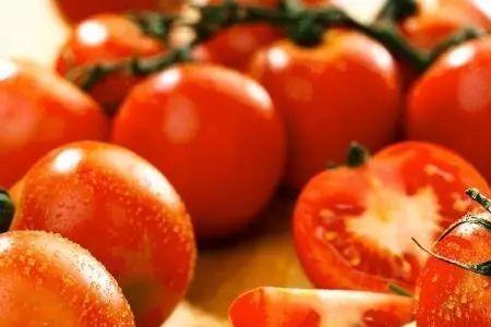 西红柿放入冰箱储存好吗