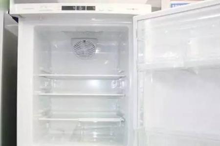 冰柜多久除一次霜多久再通电