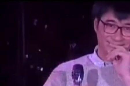 粤语歌曲冷风吹动我的衣裳