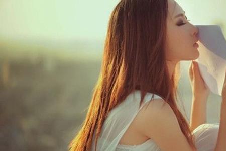 爱幻想的女孩好吗