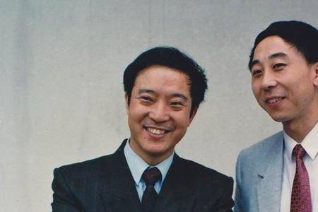 常佩业和常宝华关系