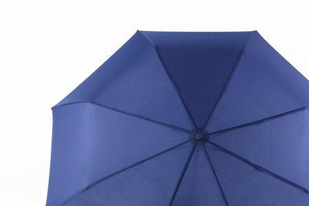 under和umbrella的u发音一样吗