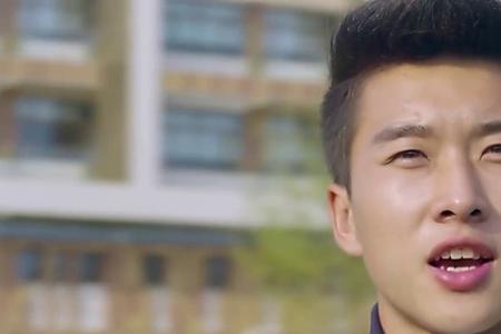秦明浩喜欢何心言吗