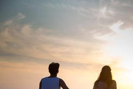 已婚男为什么想牵着我的手