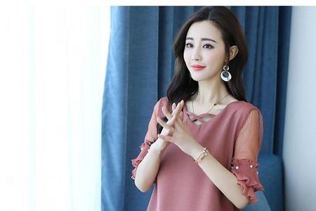 女人说自己人老珠黄怎么回复