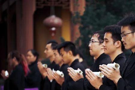 合十礼是哪个国家的礼仪