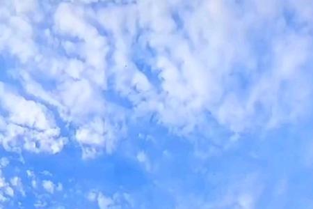 筋斗云出现在天空预示什么