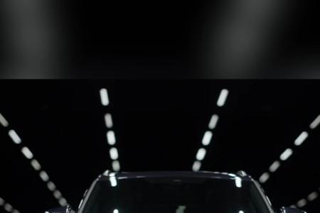 奥迪q4e-tron贯穿尾灯怎么开启