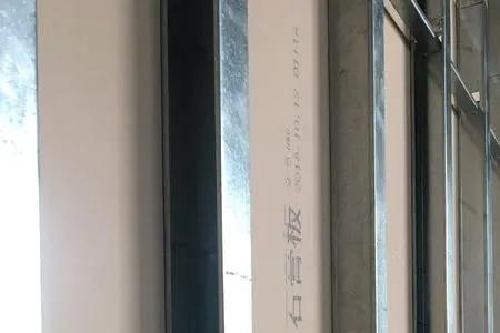 轻钢龙骨墙上能挂柜子么