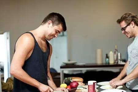 不会做饭的男人人品怎样