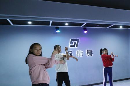 155可以学街舞吗