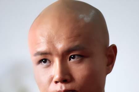 乐嘉什么时候光头