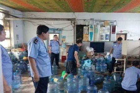 不给别人水喝犯法吗