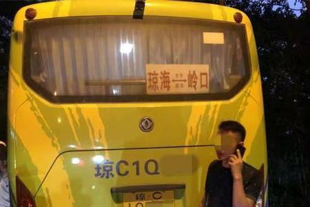 中型客车核t载多少人